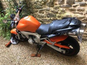 MOTO YAMAHA FAZER 600