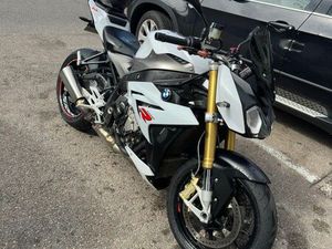 BMW S1000R PAS CHER