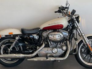 HARLEY-DAVIDSON SPORTSTER 883 SUPERLOW