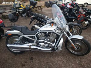 HARLEY DAVIDSON V ROD