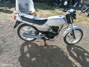 CB 125 TWIN