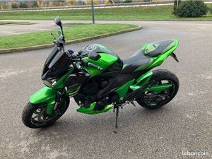 KAWASAKI Z800