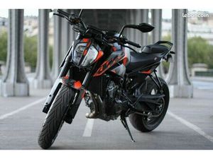 KTM 890 DUKE L