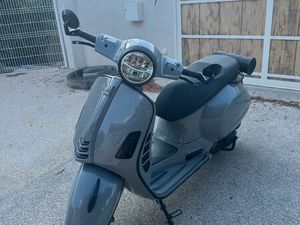 VESPA 125 GTS SUPERTECH SUPER SPORT RARE