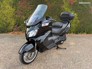 SUZUKI 650 BURGMAN EXECUTIVE