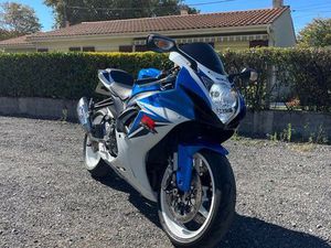 SUZUKI GSXR 600