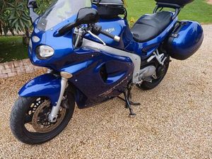 VEND MOTO TRIUMPH 955 I SPRINT ST ANNÉE 2000