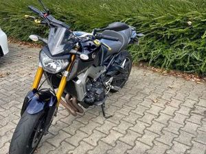 YAMAHA MT09