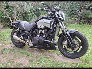 YAMAHA V MAX