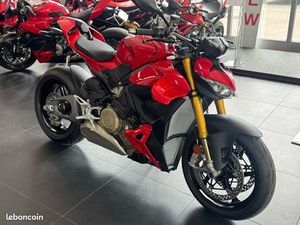 DUCATI STREETFIGHTER V4 S