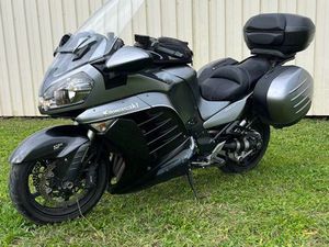KAWASAKI 1400 GTR
