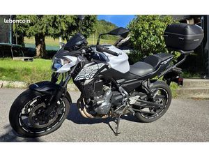 KAWAZAKI Z650 A2