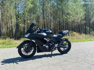 KAWASAKI NINJA 650 A2