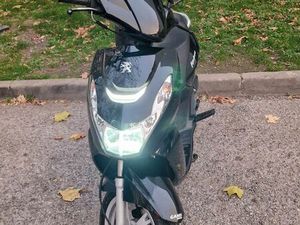 SCOOTER PEUGEOT KISBEE