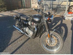 TRIUMPH T100 BONNEVILLE