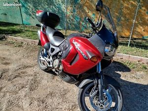 VARADERO 1000 ENTRETIEN EFFECTUÉ+ PIÈCES