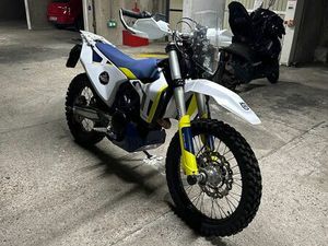 HUSQVARNA 701 ENDURO RALLY RABAISSÉE