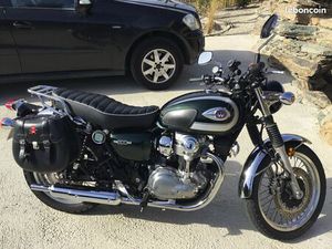 KAWASAKI W800