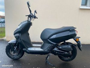 SCOOTER PEUGEOT 50 STREET ZONE