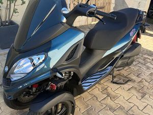 PIAGGIO MP3 300 SPORT