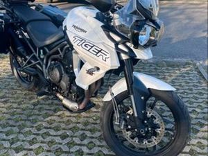 TRIUMPH TIGER 800 XRX