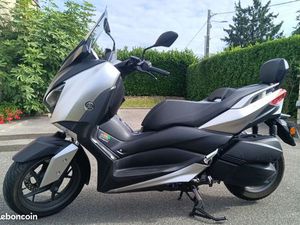 SCOOTER YAMAHA XMAX 300