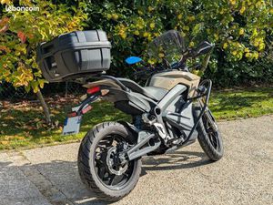 MOTO TRAIL ELECTRIQUE ZERO DS PERMIS B, EQ. 125 CM3