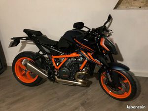KTM 1290 SUPER DUKE EVO