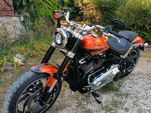 SOFTAIL SPORT GLIDE 14900 EUR