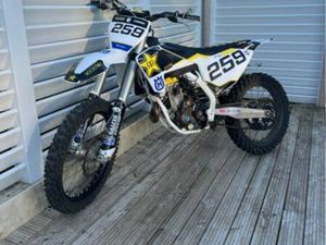 250 HUSQVARNA CROSS