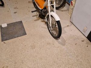 VENDS PEUGEOT 102 DE 1974