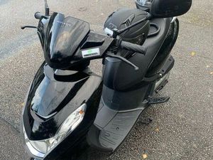 SCOOTER KISBEE 4T BLACK ÉDITION