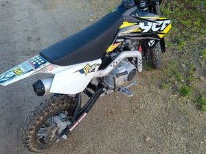MOTO YCF RÉVISÉ 7/10 ANS