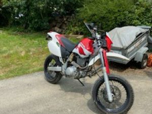 YAMAHA TTR 600