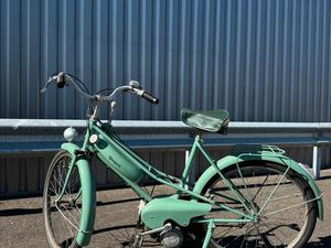 CYCLO PEUGEOT BIMA VERT AMANDE • PARFAITE RESTAURATION