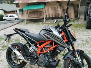 KTM DUKE 125