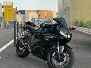YAMAHA R7 A2