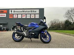 YAMAHA YZF-R125 ABS