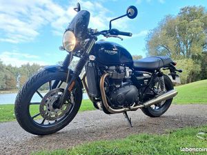 TRIUMPH SPEED TWIN