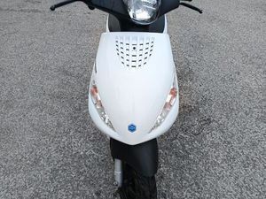 SCOOTER ZIP 4T
