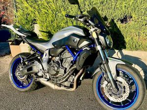 MT07 2015 OLHINS ET AKRAPOVIC