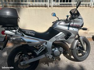 MOTO YAMAHA TDR 2002