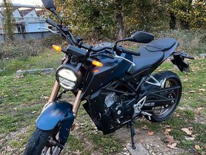 HONDA CB125R 2023