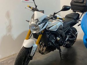 YAMAHA FZ8