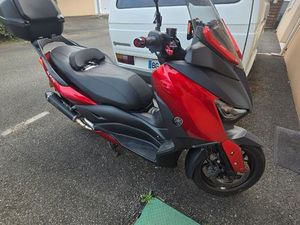 X-MAX 125 ANNÉES 2018 FULL ÉQUIPÉE