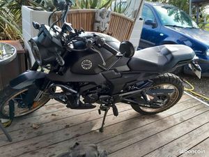 VEND MOTO ZONTES 125 SCRAMBLER