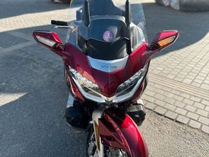 HONDA GOLDWING 1800 DCT