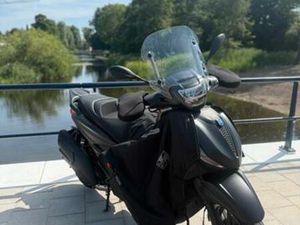 PIAGGIO BEVERLY S 400 HPE 2023 – 140XX KM – ALARM VOL OPTIES — SCOOTERS | PIAGGIO — MARKTPLAATS