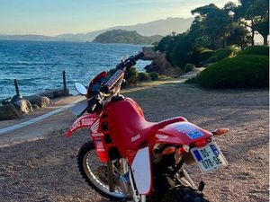 HONDA CRM 125 – 1998 – 15 000 KM – PARFAIT ÉTAT