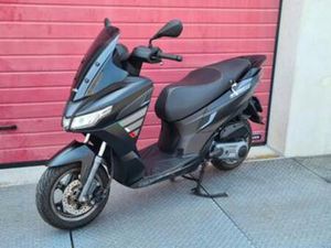 APRILIA SXR50 4T IGET SCOOTER E5 50CC SXR 50 SR SR50 PIAGGIO — SCOOTERS | APRILIA — MARKTPLAATS